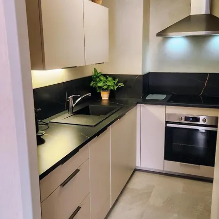 Du Parc Apartman *