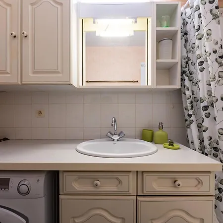Du Parc Apartment *